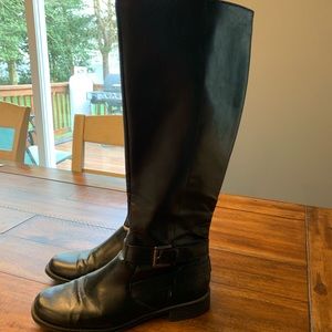 Women’s black leather boots